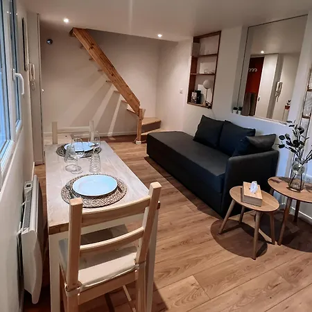 Petite Maison Avec Jardin A Paris